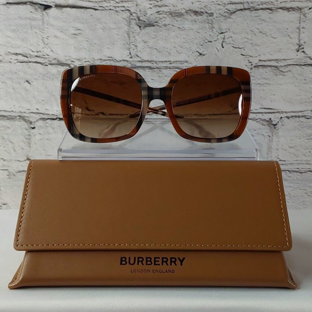 BURBERRY 'CAROLL' SQUARE LENS FULL~RIM SUNGLASSES SIGNATURE BRITISH CHECKERED